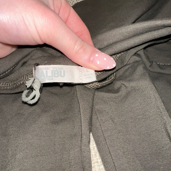 🆕 Barefoot Dreams Malibu Skinny Stretch Pants - Picture 4 of 7